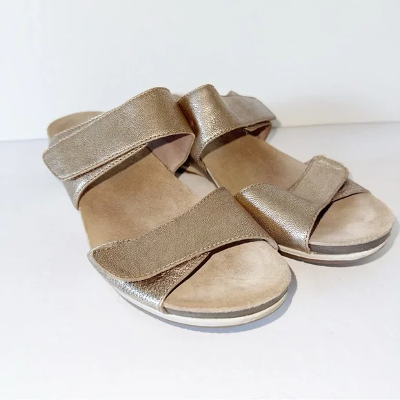 DANSKO Vienna Gold Metallic Sz 40/9 Gold Nappa Casual Slide Flip Flop Sandal - Picture 3 of 15